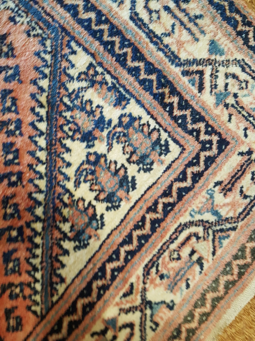 Persian Qashqai Hand Woven Woolen Rug View VI