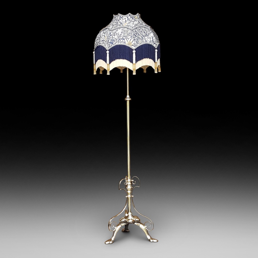 Art Nouveau Brass Extending Standard Lamp