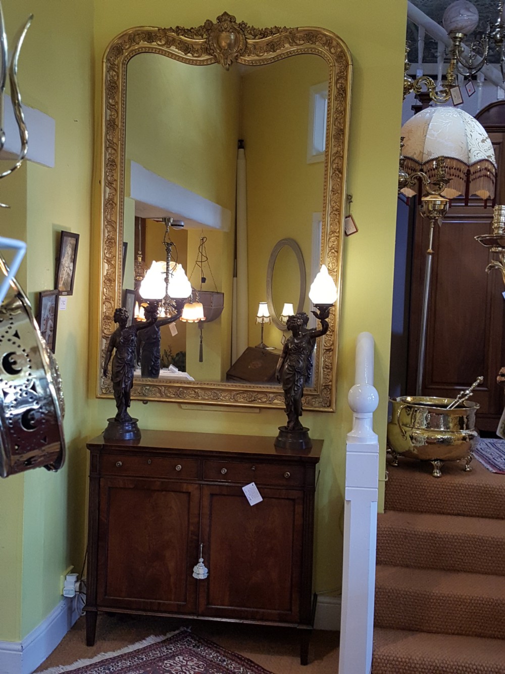 Pair of French Early 20thC Bronze Figural Table Lamps View X