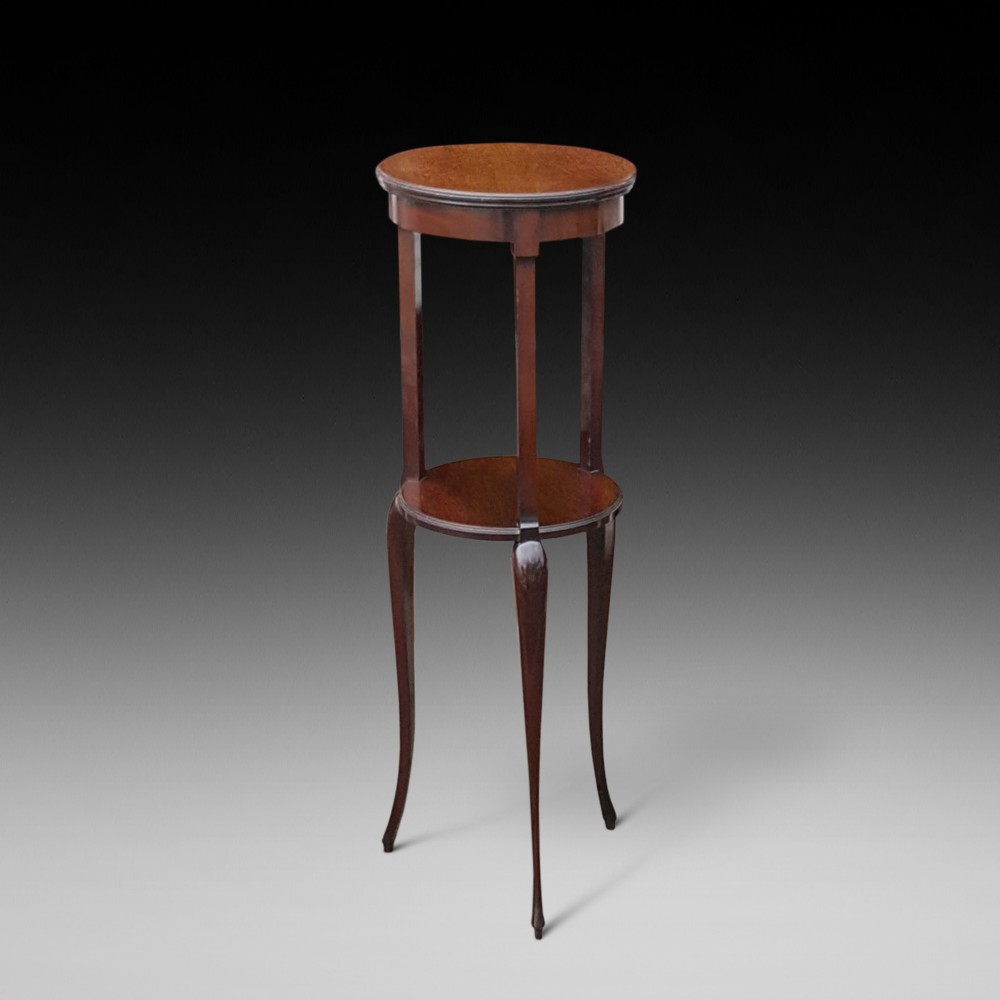  Edwardian Mahogany Occaisional Lamp Table 