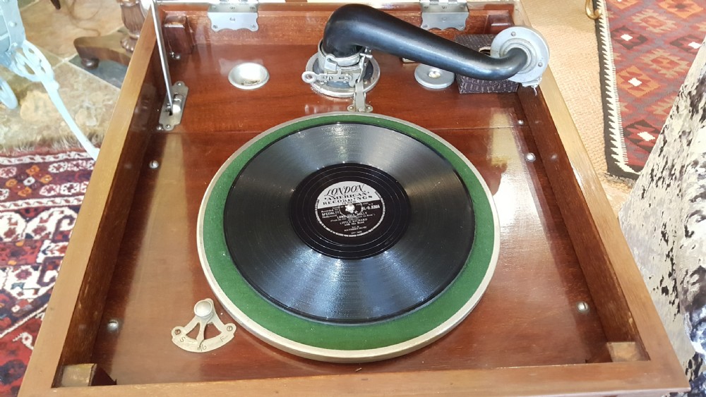 Grahams Gramophone in Sheraton Style Mahogany Cabinet View V