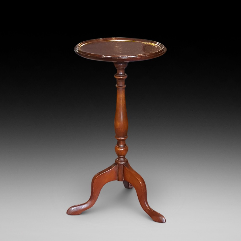 Edwardian mahogany occasional lamp table
