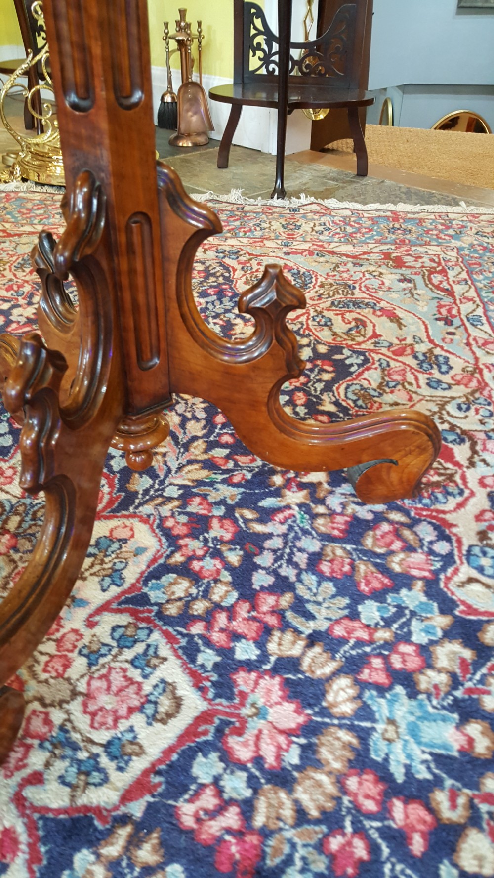 Victorian walnut tilt top occasional table View V