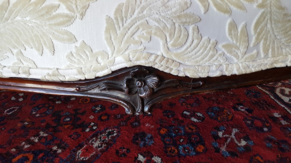 Early Victorian Rosewood Chaise Lounge View V