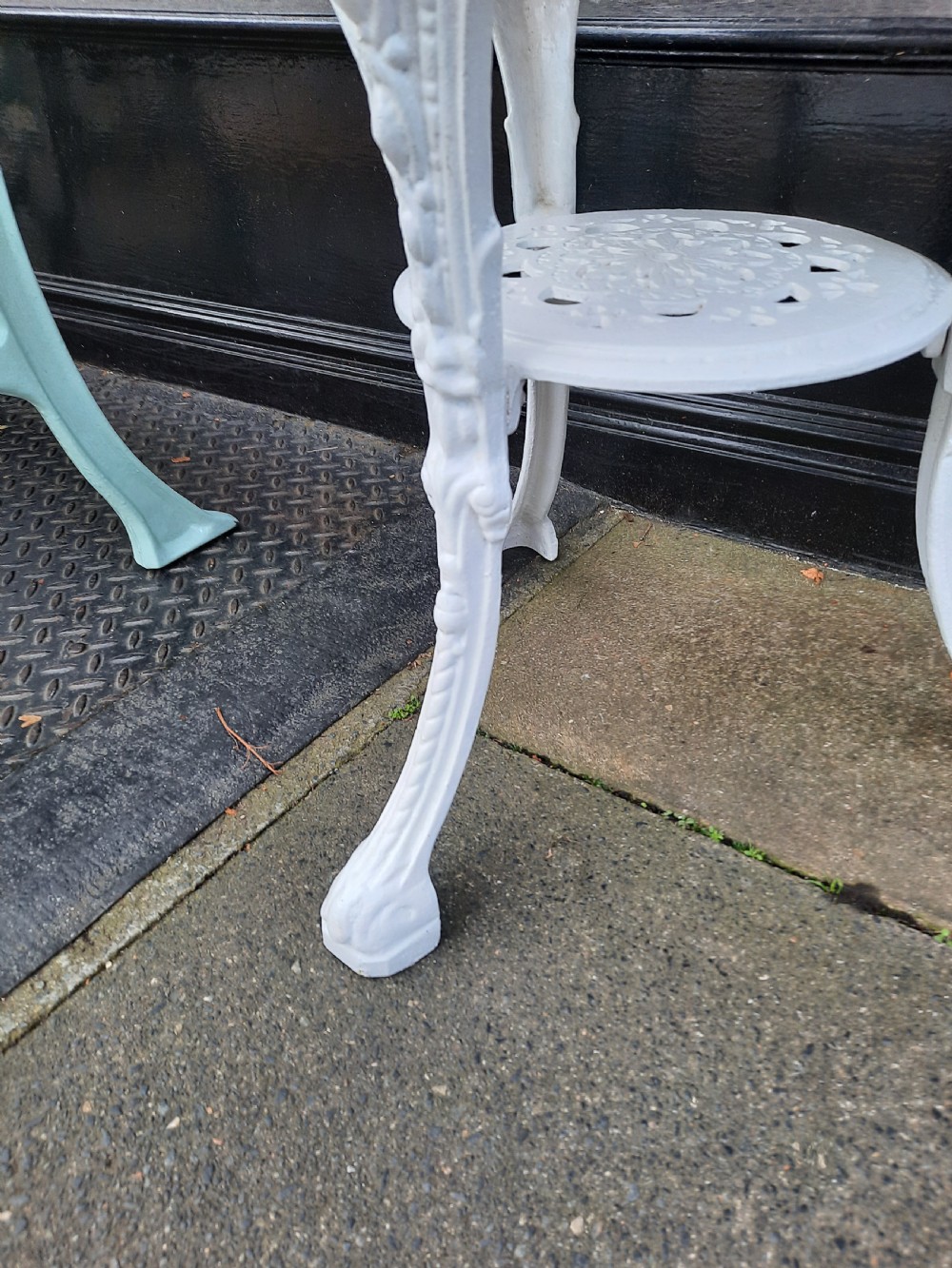 Late 19thC white painted cast iron Britannia pub garden table View III