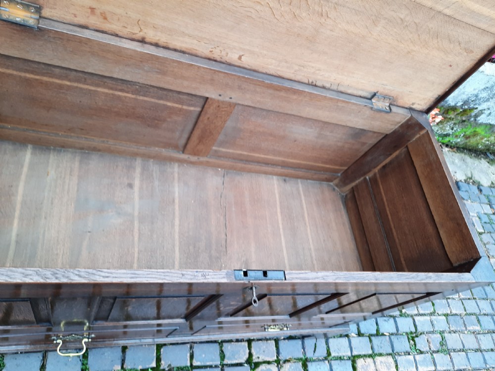 18th century panelled oak mule chest View VI
