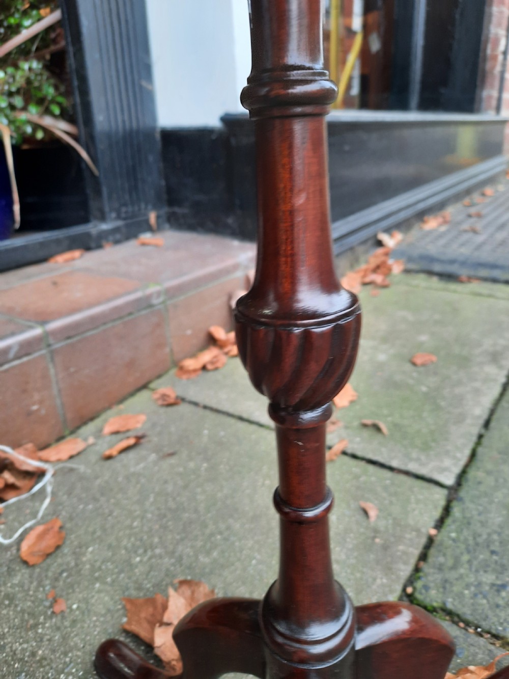 Small Edwardian Mahogany Tripod Table in Georgian Style View III