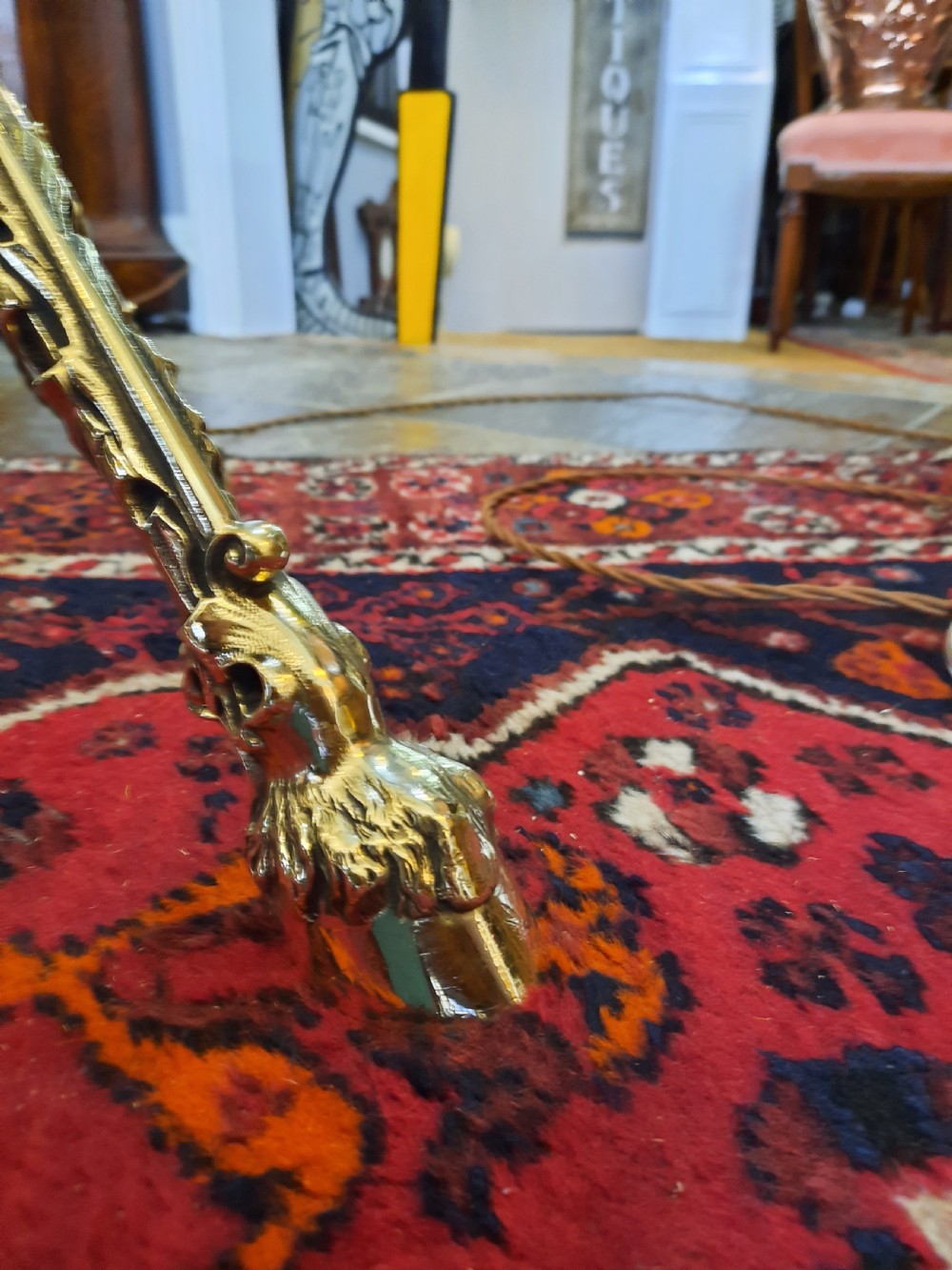 Victorian Brass Extending Standard Oil Lamp View IV