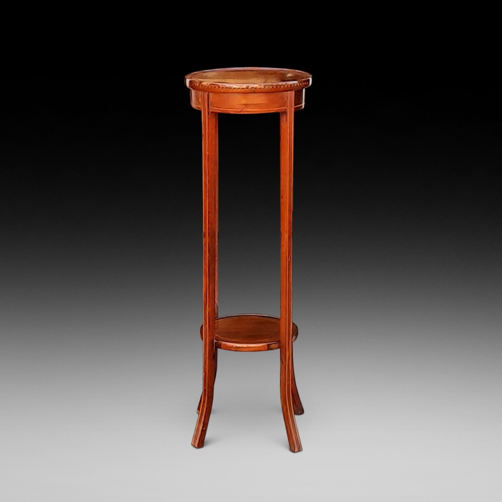 Edwardian Mahogany Torchere Stand