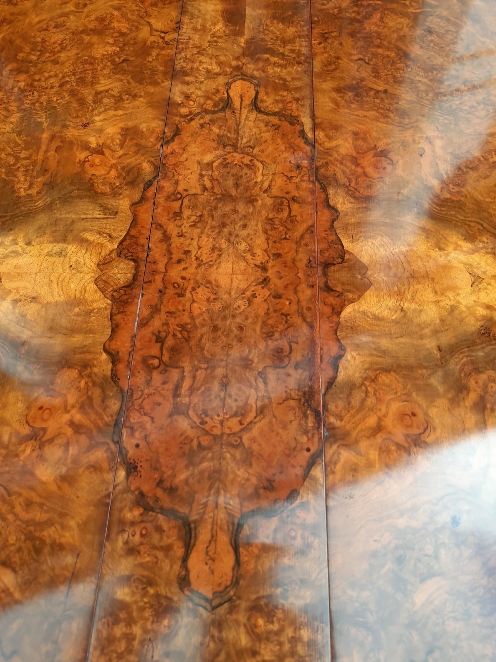 Large Victorian walnut Sutherland table View VIII