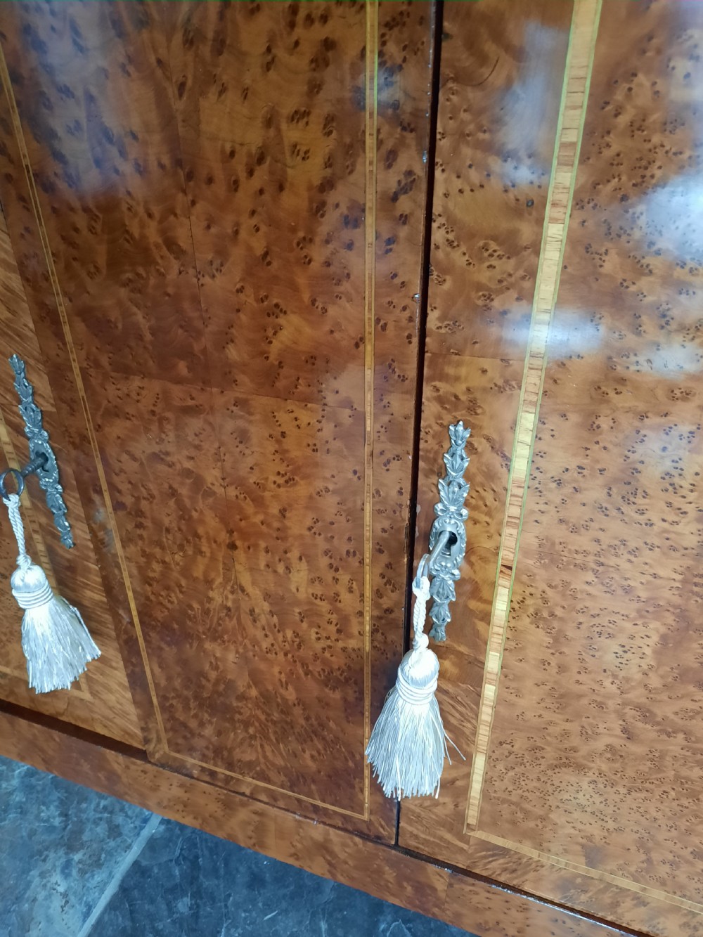 Early 20thC French burr yew side cabinet View V