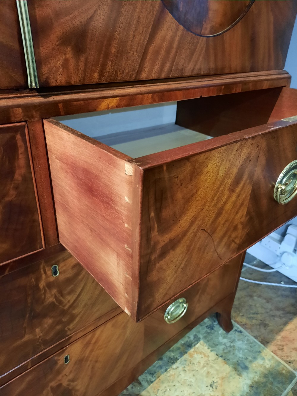 Late Georgian Figured Mahogany Linen Press View VII