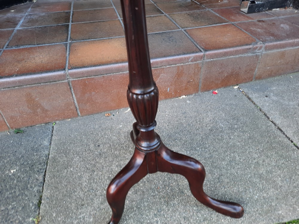 Small Edwardian Mahogany Lamp Table View III
