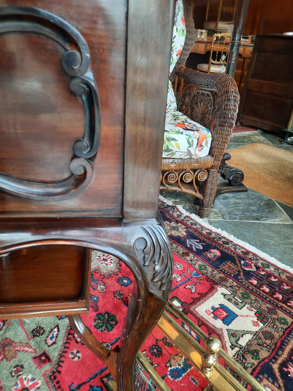 Mahogany 