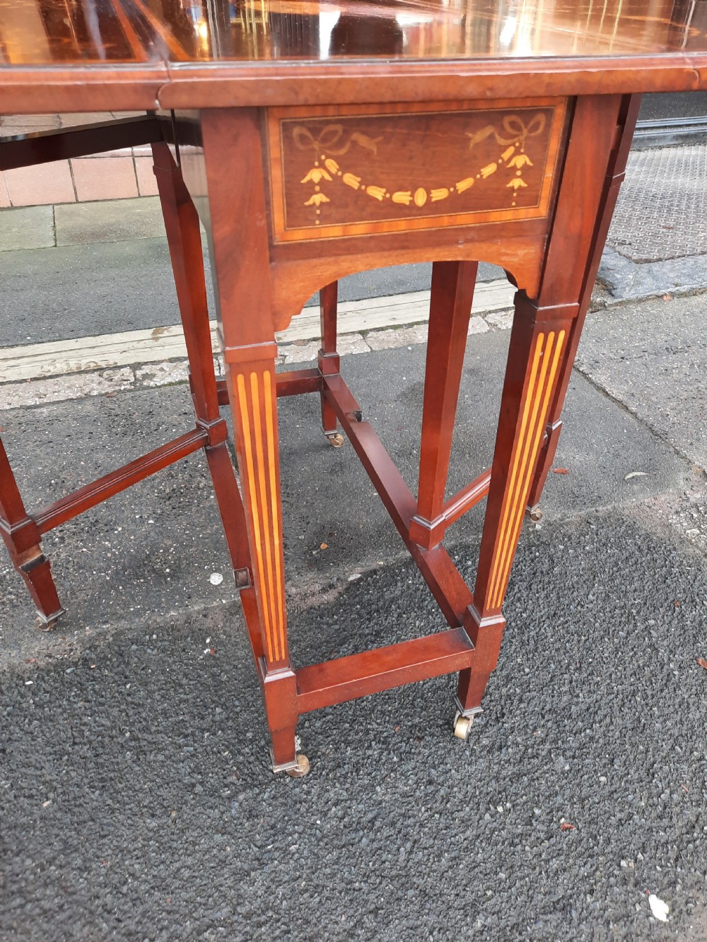 Edwardian Mahogany Sheraton Revival Sutherland Table View V