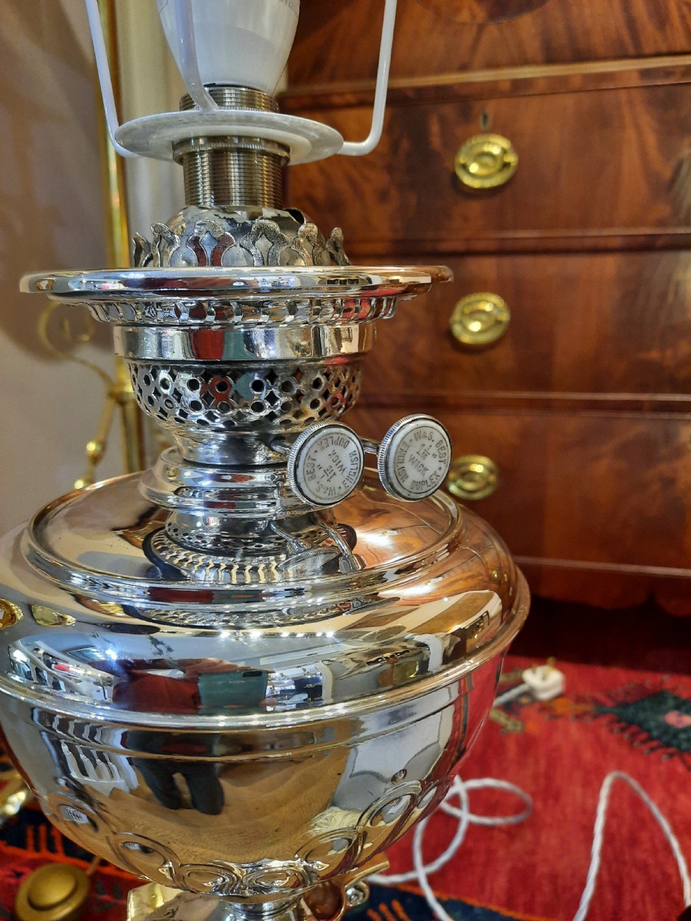 Late 19thC Silver Plated Corinthian Column Table Oil Lamp View V