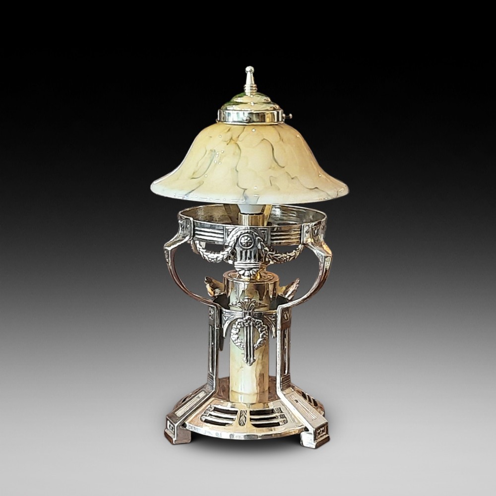 Early 20thC Arts & Crafts Continental (Italian) brass table lamp