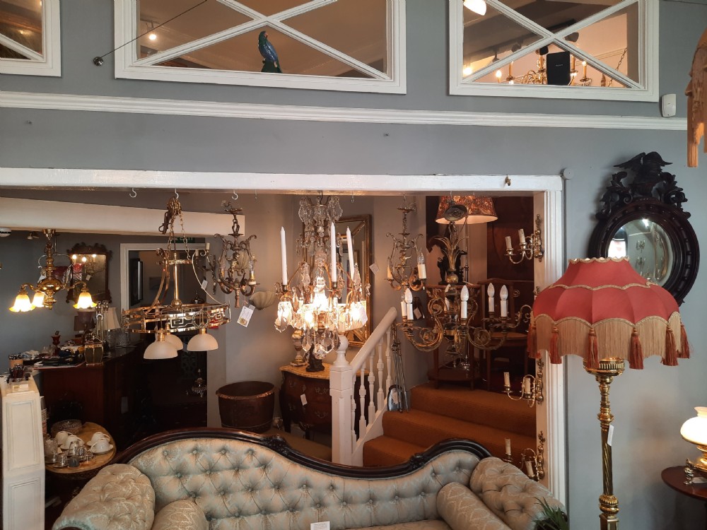 Early 20thC French Brass Framed Chandelier View VII