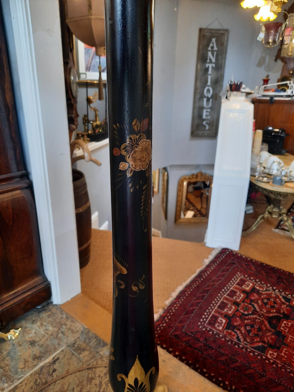 1920's Chinoiserie Standard Lamp View III