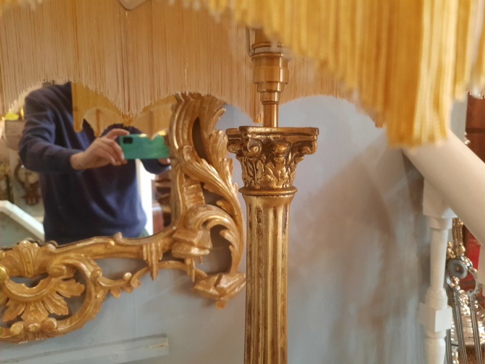 Early 20thC gilt gesso table lamp View IV