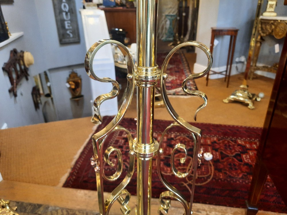 Early 20thC Arts & Crafts Style Brass Extendable Standard Lamp  View IV
