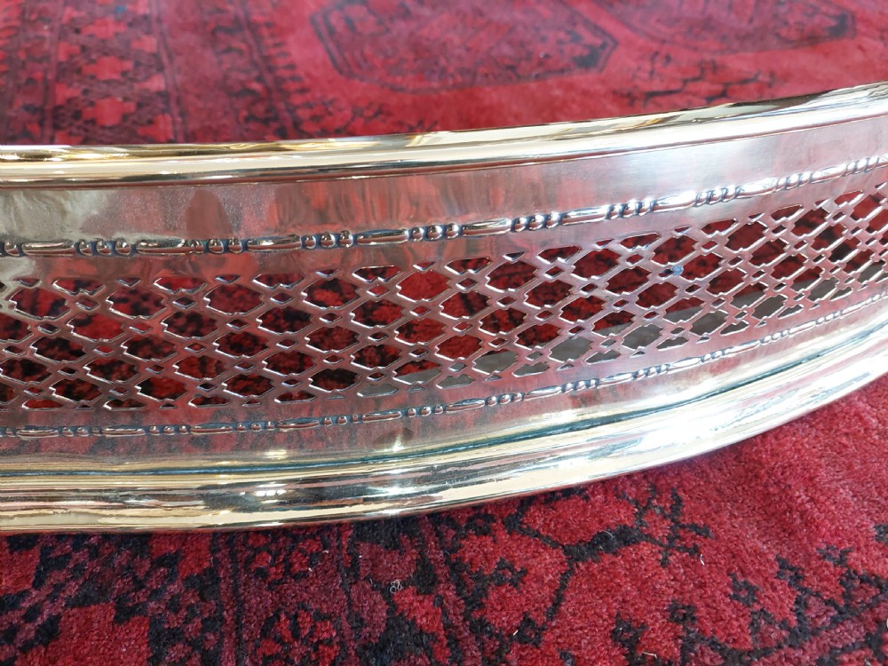 Edwardian Serpentine Brass Fire Fender View V