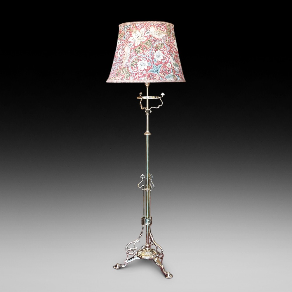 Art Nouveau Brass Adjustable Standard Oil Lamp