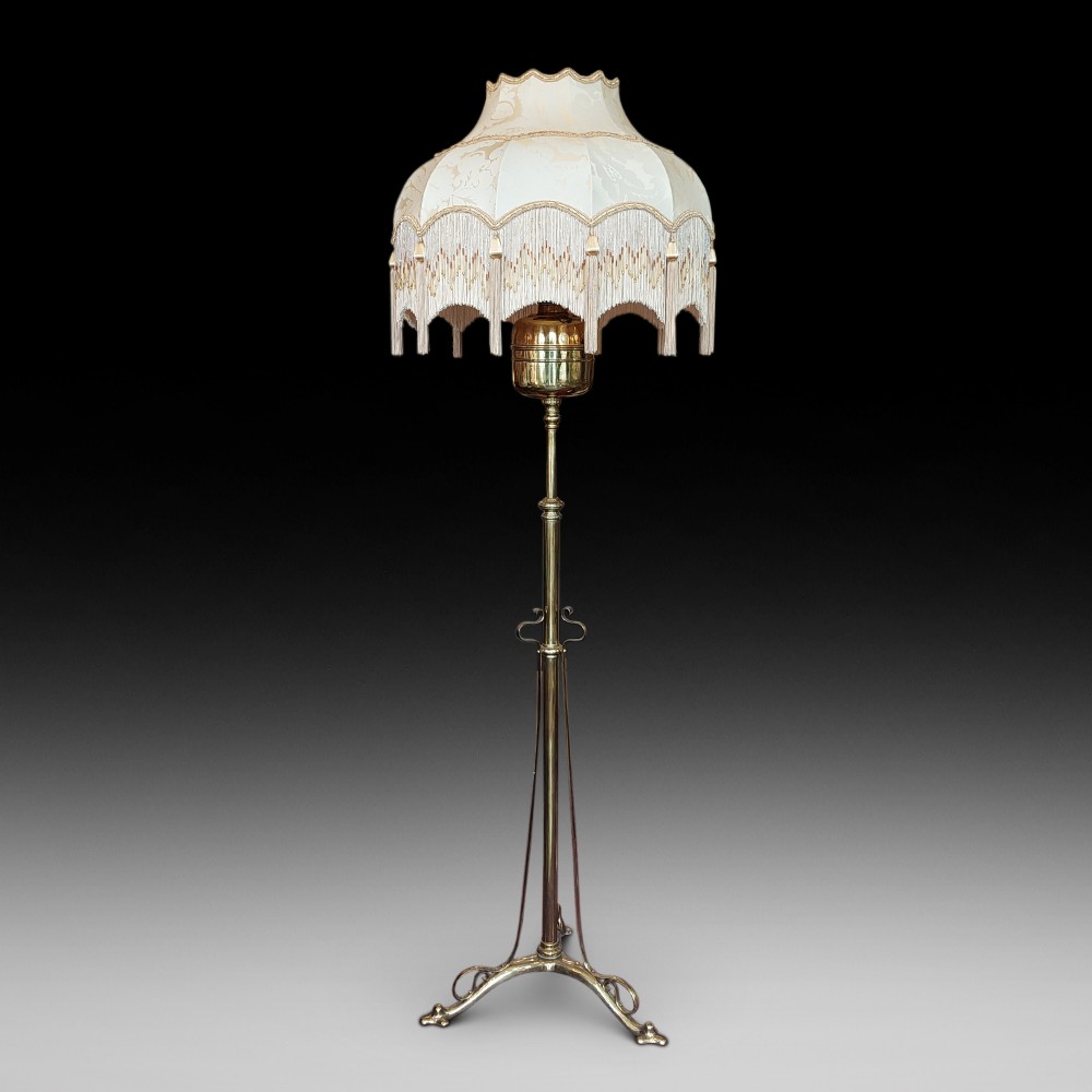 Dutch Arts Nouveau Brass Standard Lamp