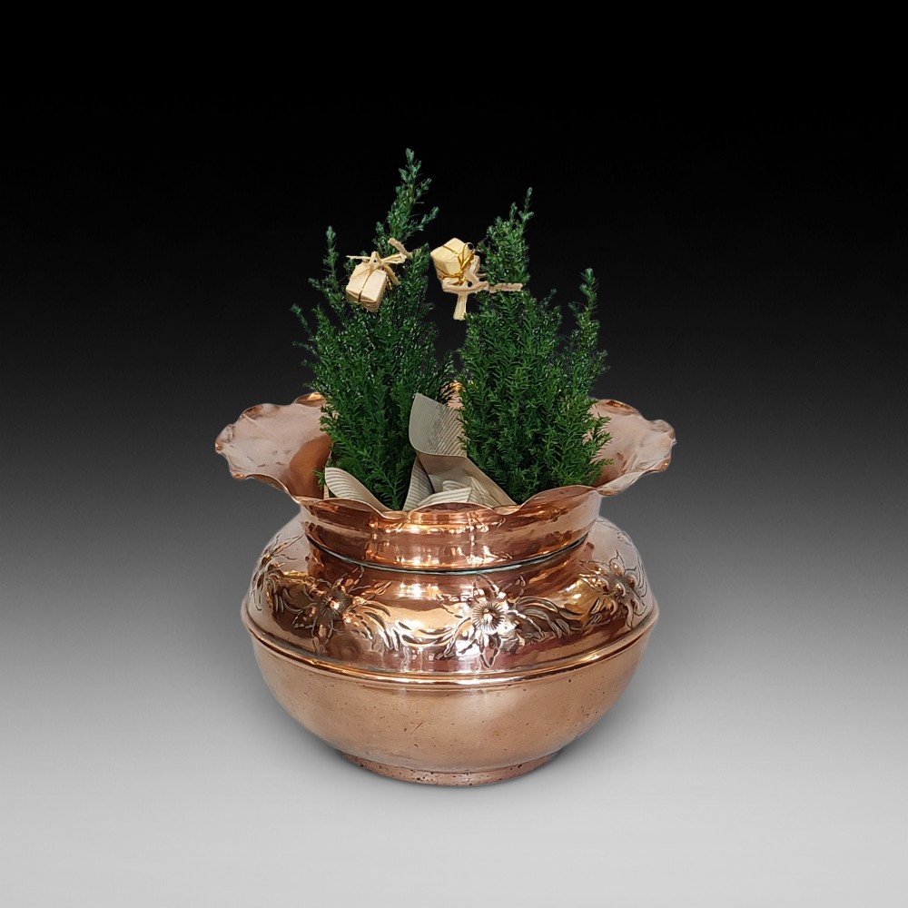 Edwardian Art Nouveau Copper Planter