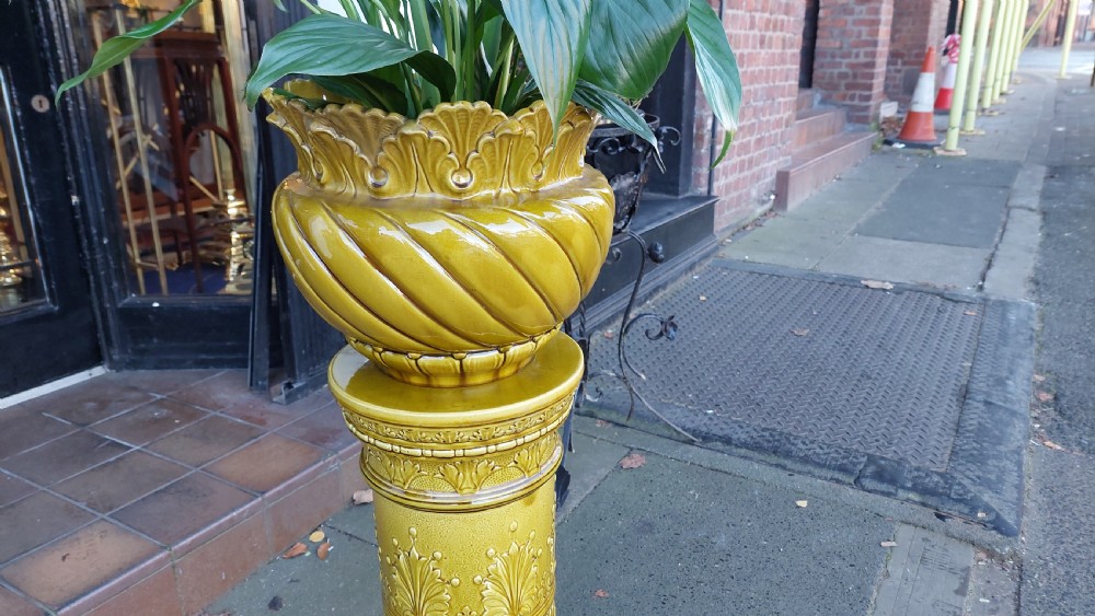 Late 19thC Leeds Art Pottery Jardiniere View IV