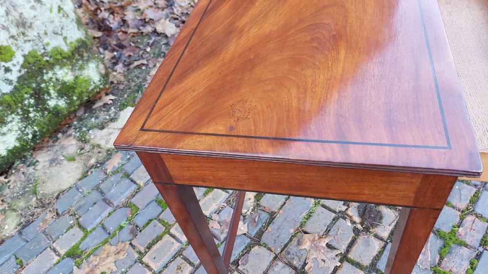 Late Georgian Mahogany and Ebony Strung Hall Table View VI