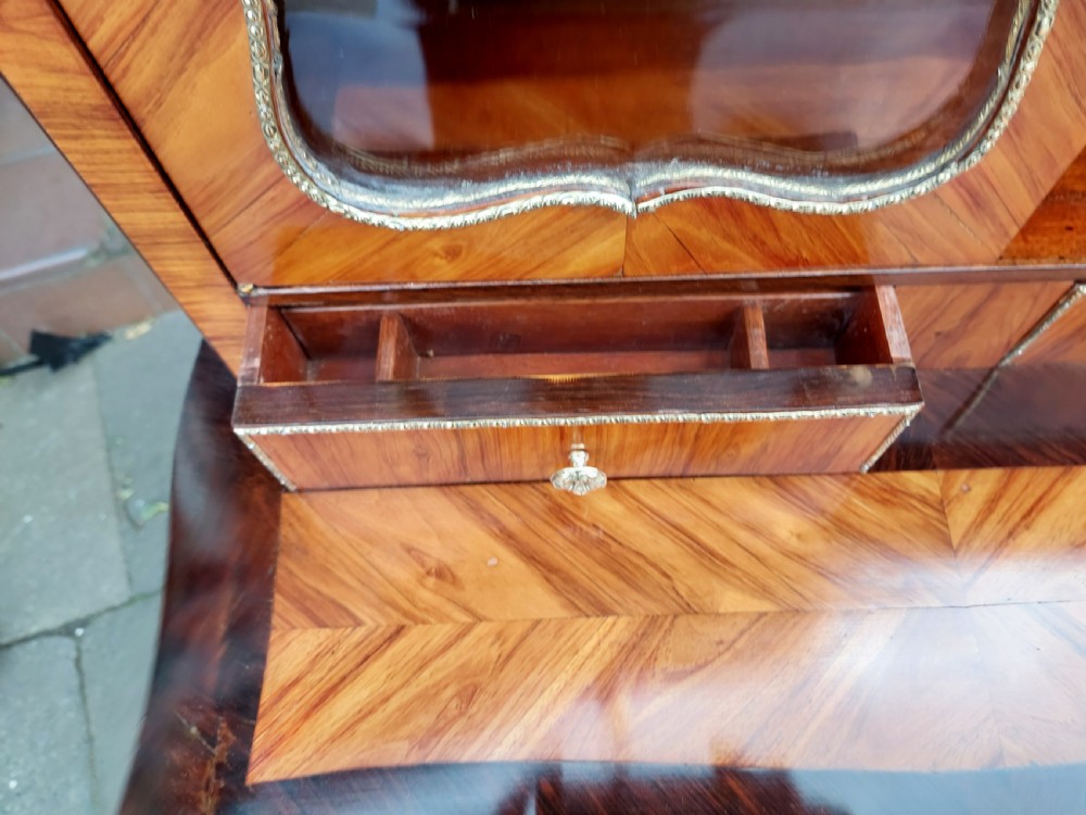 19thC French Tulipwood and Rosewood Bonheur Du Jour  View IV
