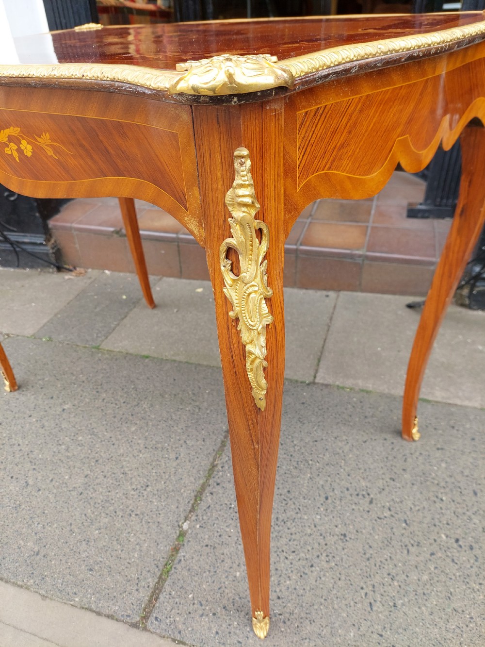 Early 20thC French Kingwood and Sycamore Floral Marquetry Writing Table View III