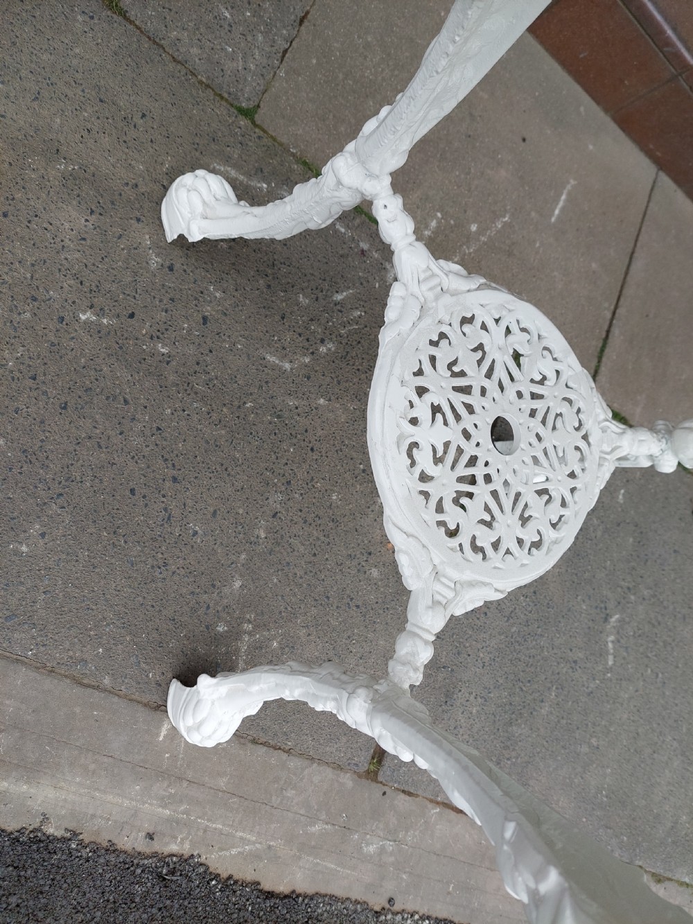 Victorian Painted Cast Iron Circular Pub Garden Table View IV