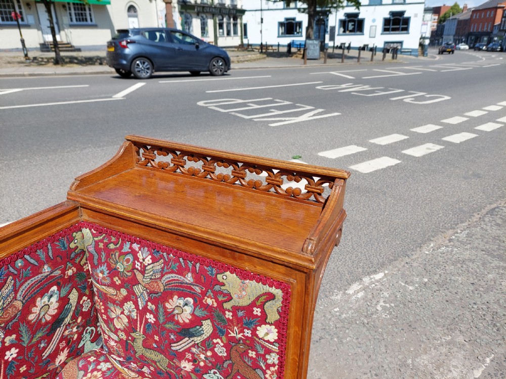 Late 19thC Arts and Crafts Oak Window Seat View II