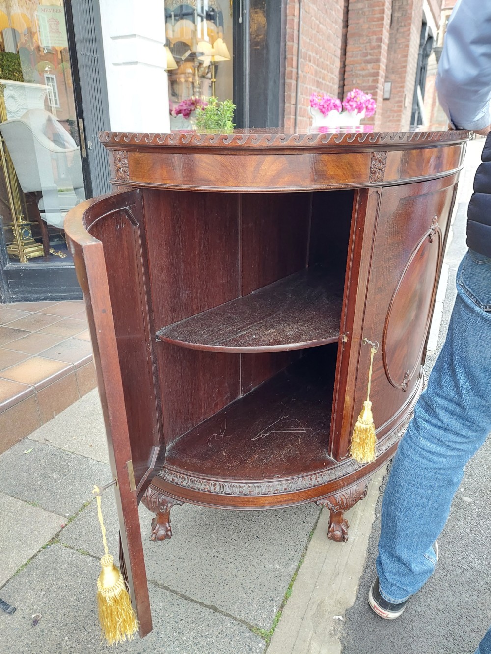 Early 20th Century Mahogany Drinks Side Cabinet View IX