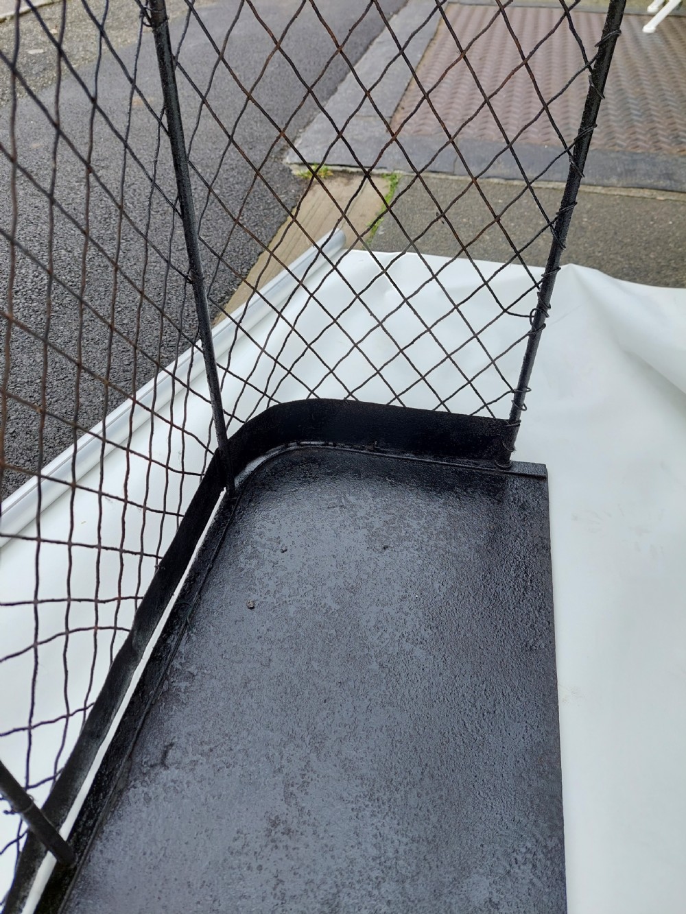 Victorian and brass and mesh nursery spark guard  View V
