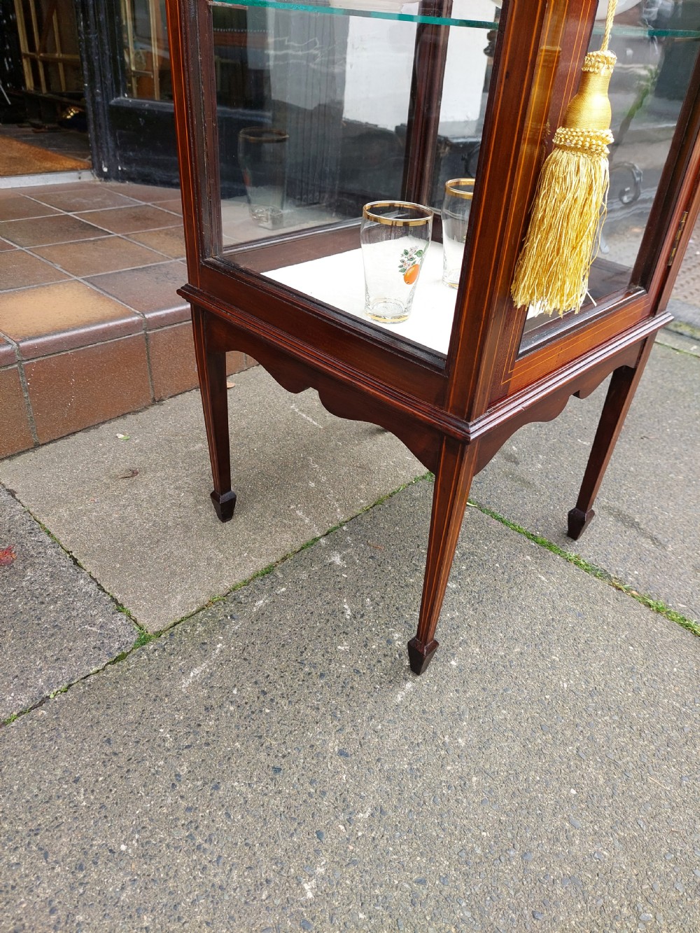 Edwardian Mahogany Narrow Vitrine Display Cabinet  View VII