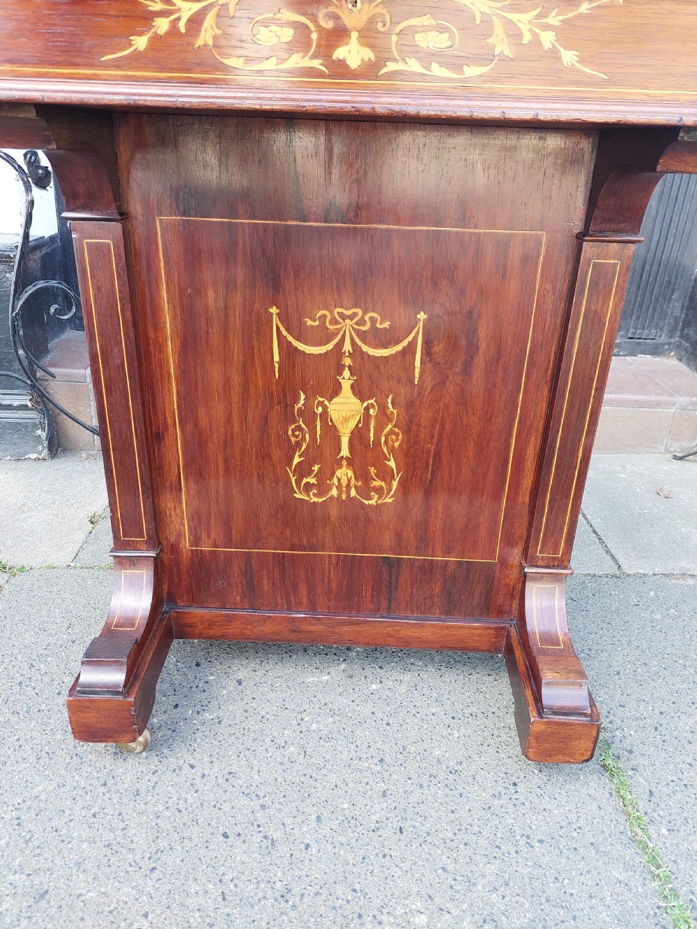 Victorian Rosewood Davenport View XI