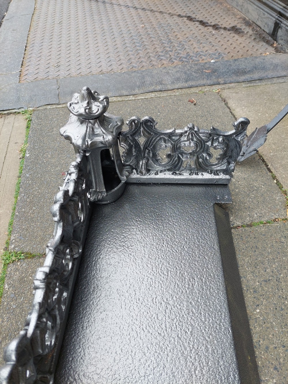 Victorian Cast Iron Fire Surround Curb  View VI