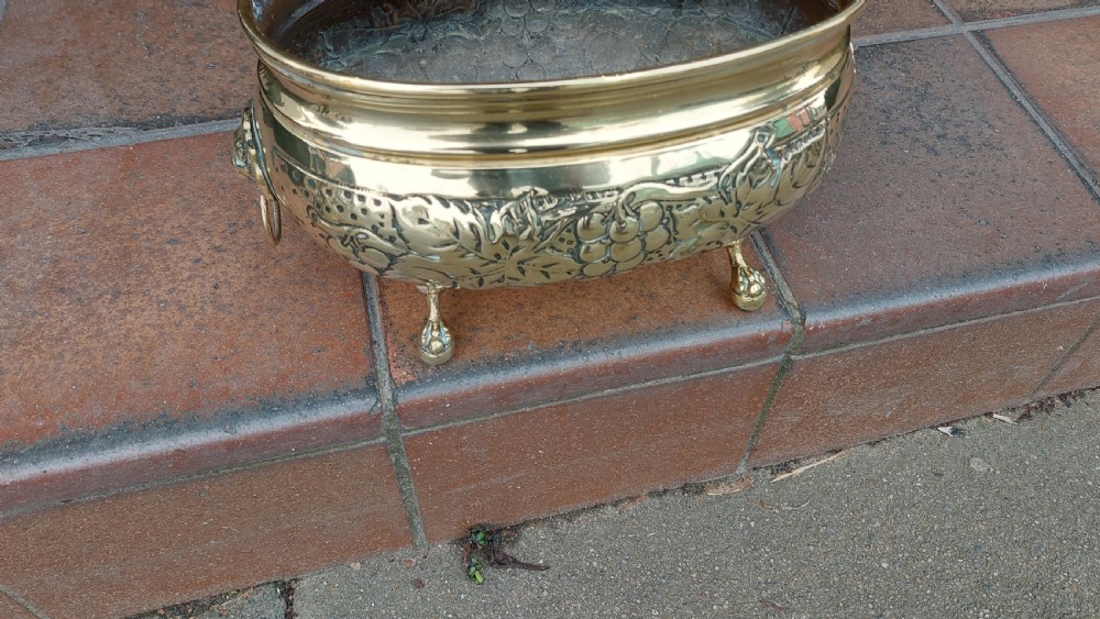Late Victorian Art Nouveau Oval Planter View V