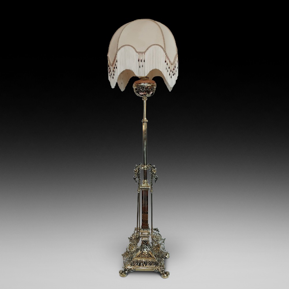 Victorian Telescopic Brass Standard Oil Lamp