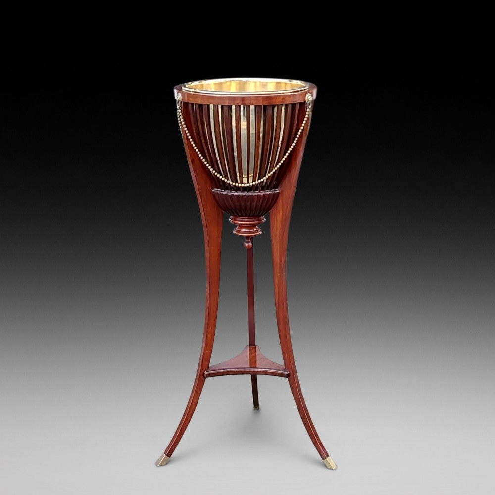 Edwardian Mahogany Jardiniere Plant Stand