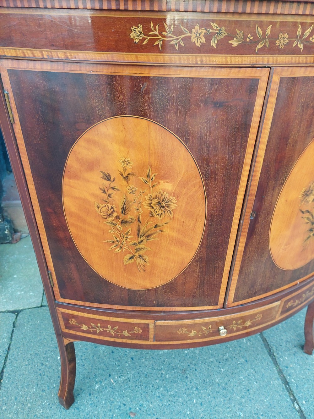 Edwardian Mahogany Floor Standing Corner Display View IV