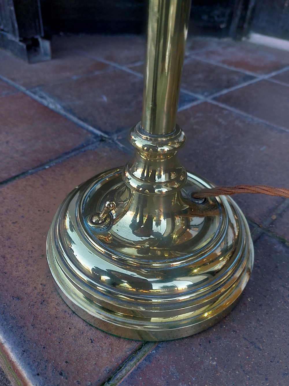 Early 20thC Hooded Brass Desk Lamp  View VI