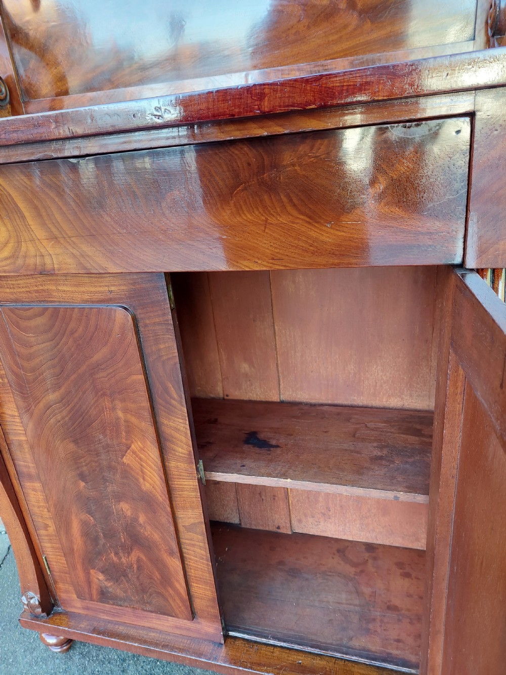 William IV Mahogany Chiffonier View VIII