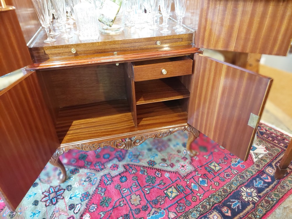 Early 20thC Queen Anne Style Mahogany Cocktail Cabinet View VII