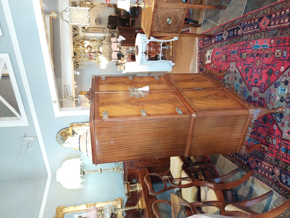 Early 20thC Queen Anne Style Mahogany Cocktail Cabinet View X