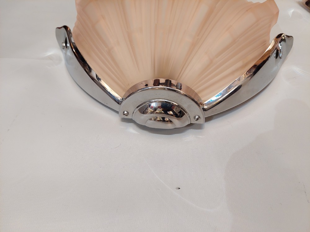 Pair of Classic Art Deco Clam Shell Wall Lamps View III
