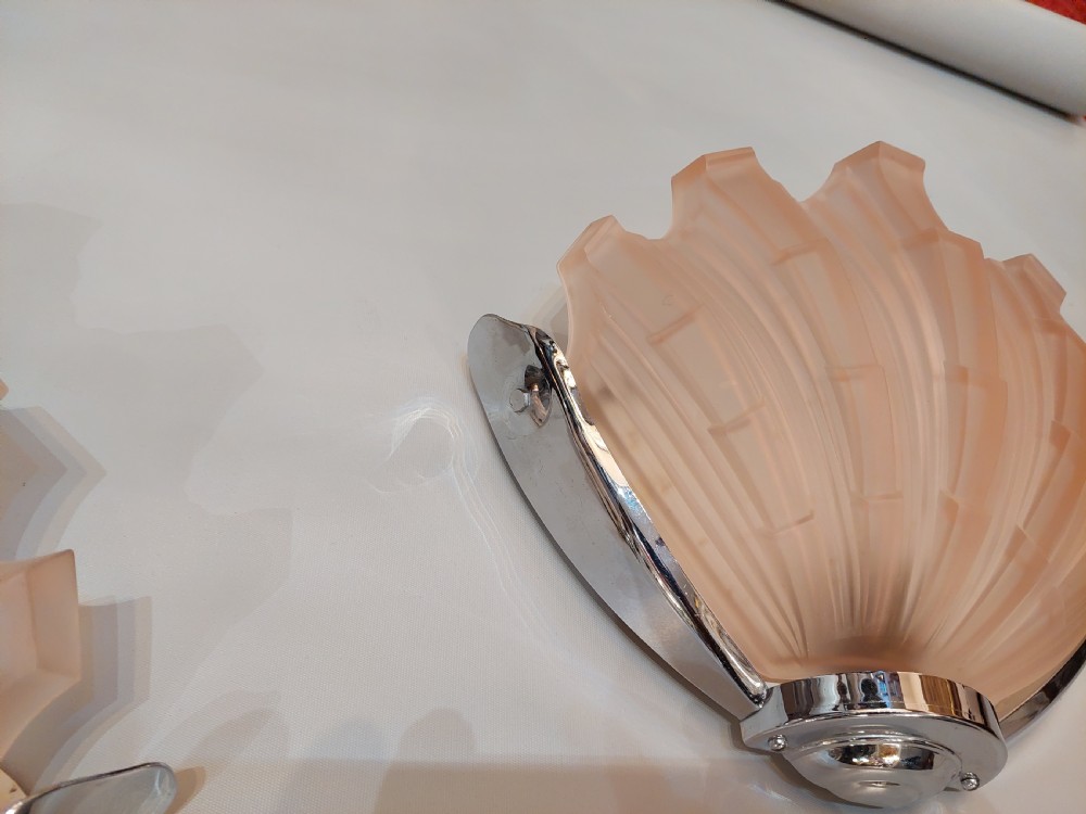 Pair of Classic Art Deco Clam Shell Wall Lamps View VI